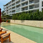 Amazing Loft / Private Beach + Pools + Natural