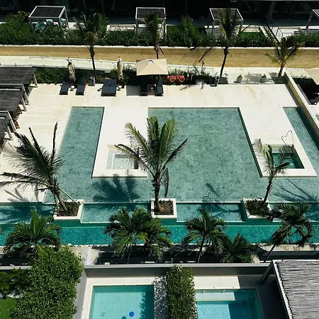 Amazing Loft / Private + Pools + Natural Apartamento